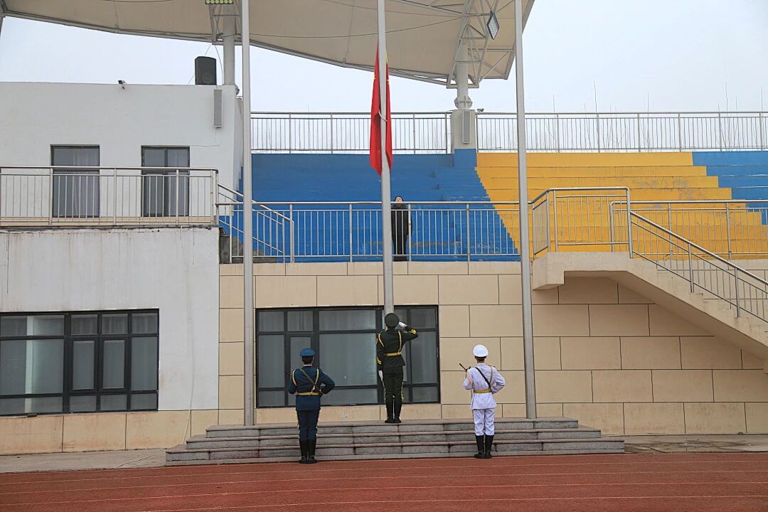 石家庄东华铁路学校2023级&ldquo;百日砺剑，单招必胜&rdquo;单招冲刺誓师大会隆重举行